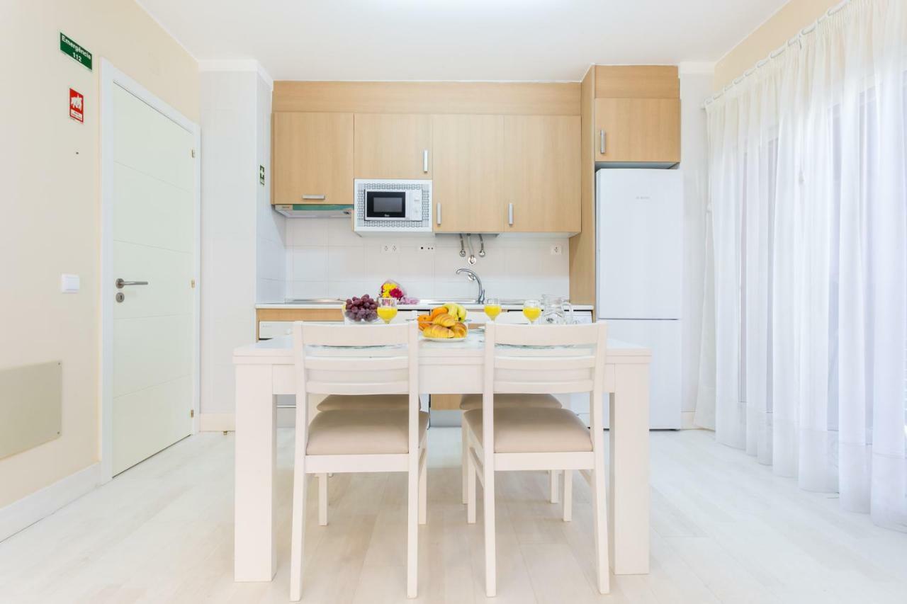 Litoral Mar Dream 17, Beach Front, Free Wi-Fi, Private Parking, Pool Portimão Exteriör bild