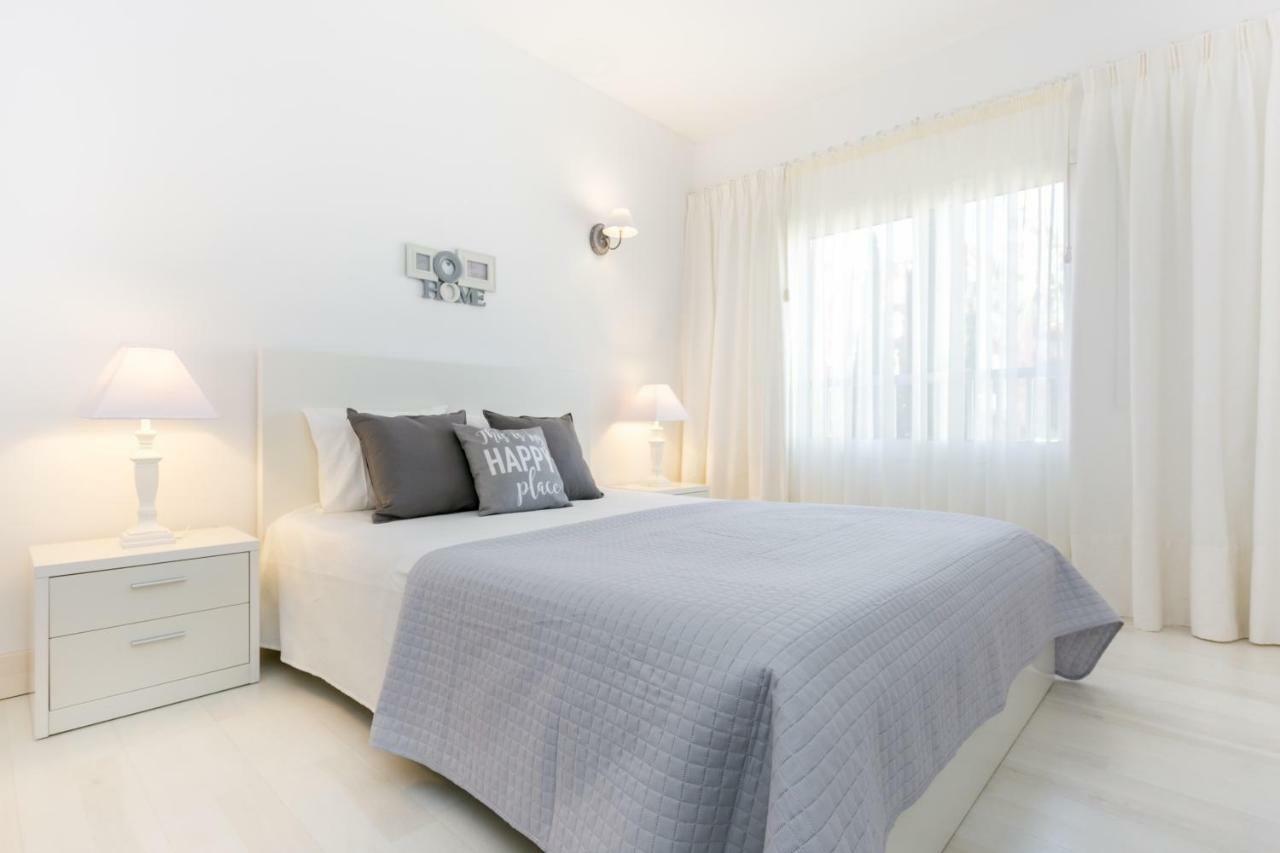 Litoral Mar Dream 17, Beach Front, Free Wi-Fi, Private Parking, Pool Portimão Exteriör bild
