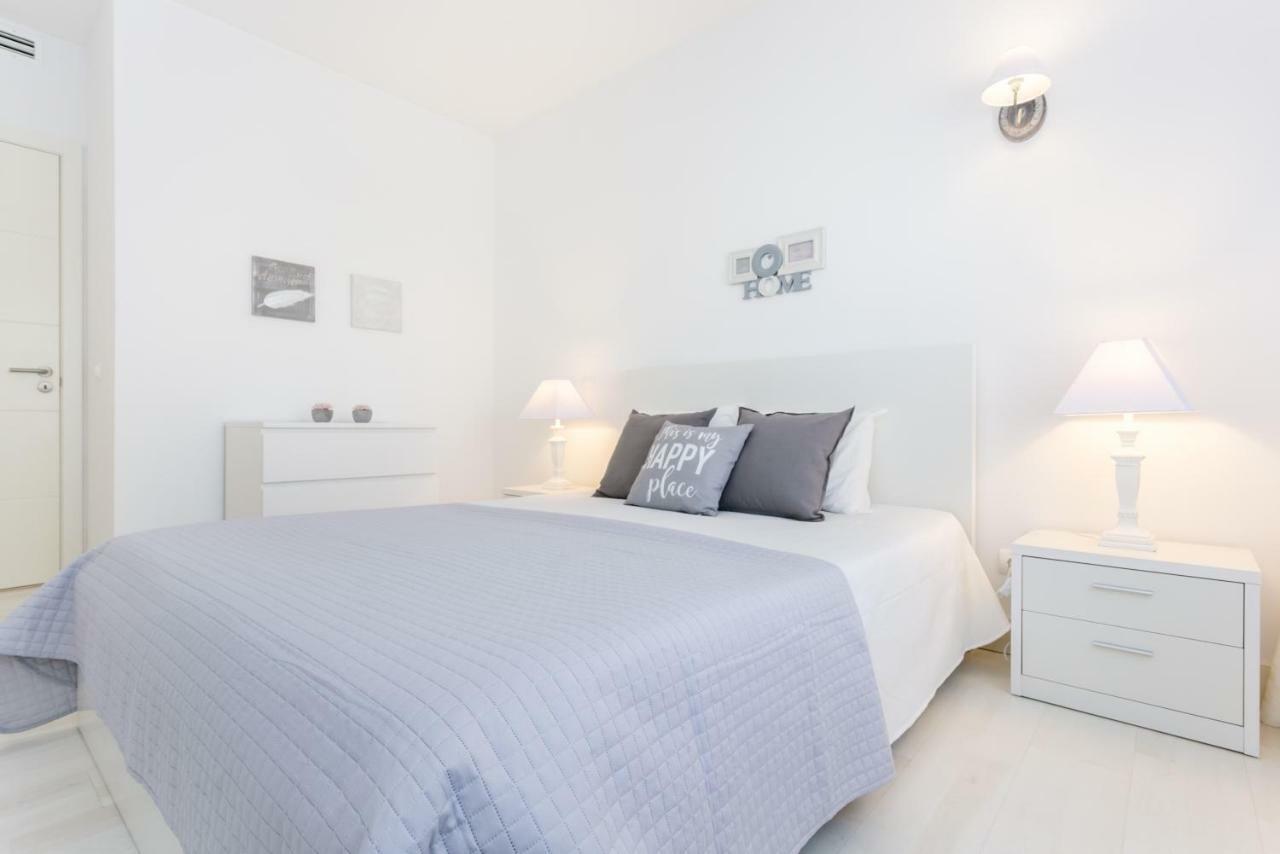 Litoral Mar Dream 17, Beach Front, Free Wi-Fi, Private Parking, Pool Portimão Exteriör bild