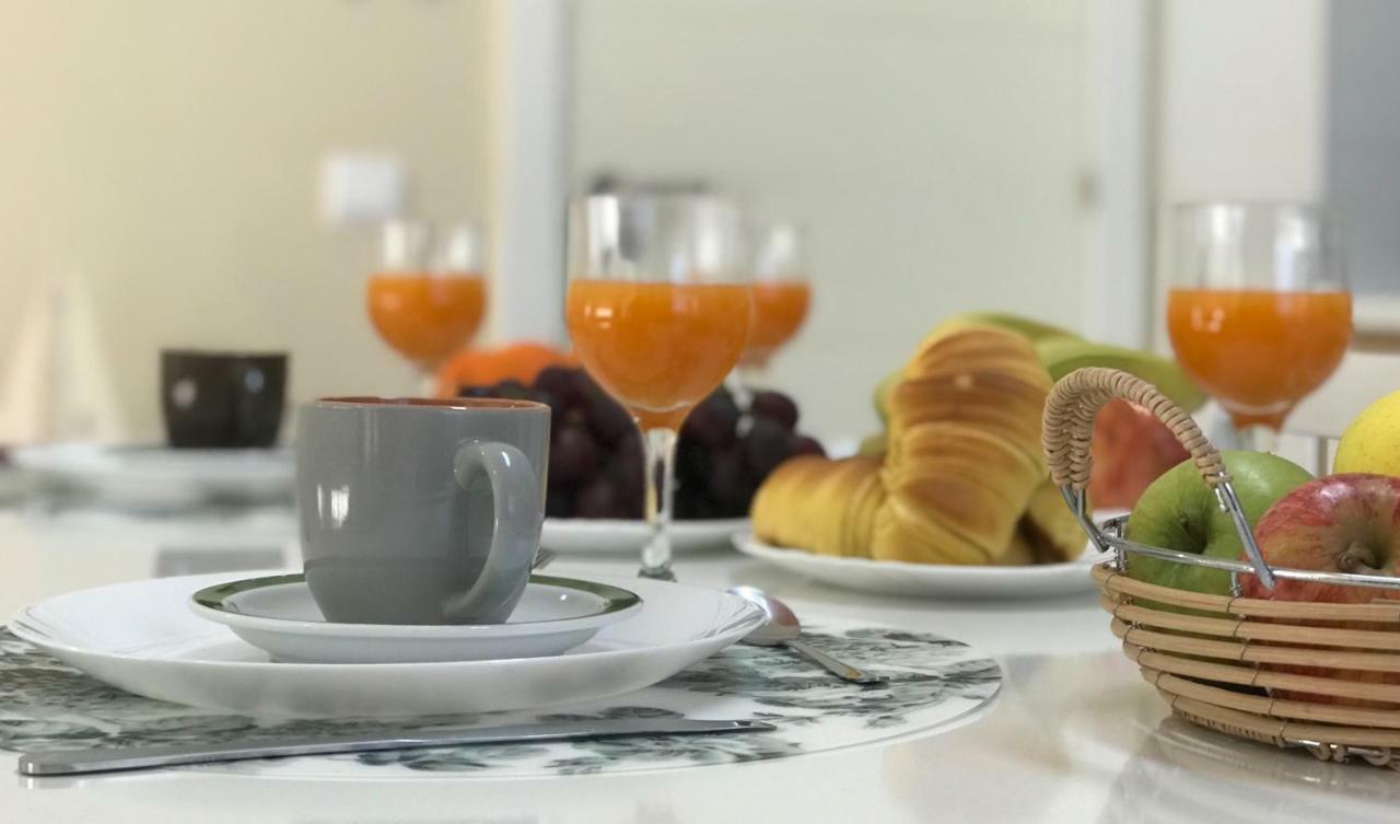 Litoral Mar Dream 17, Beach Front, Free Wi-Fi, Private Parking, Pool Portimão Exteriör bild